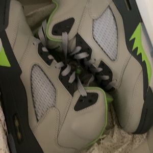 Jordan 5s Green Beans size 9/5 Men Us